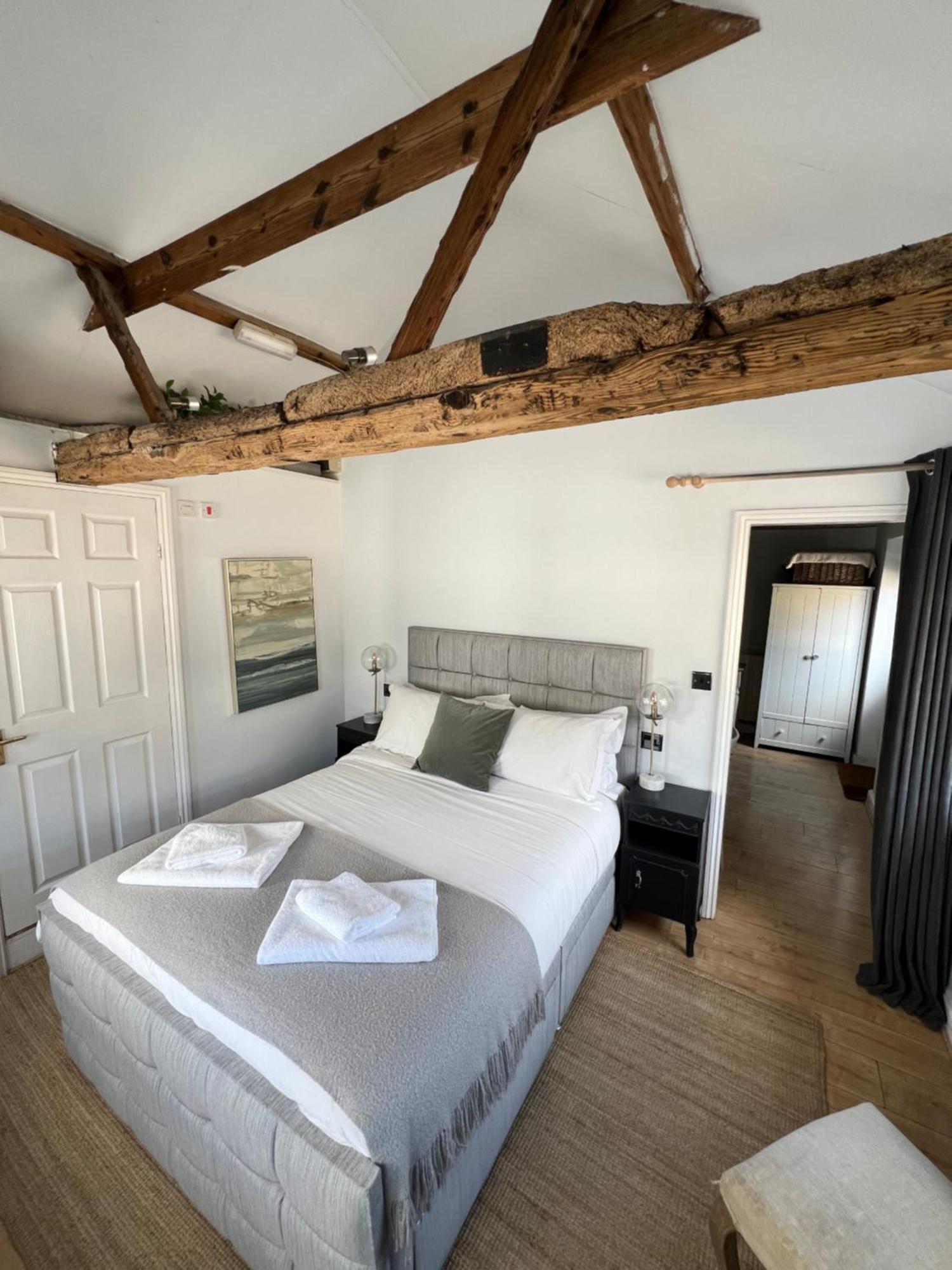 Pear & Olive Cottage Hildersham Екстериор снимка