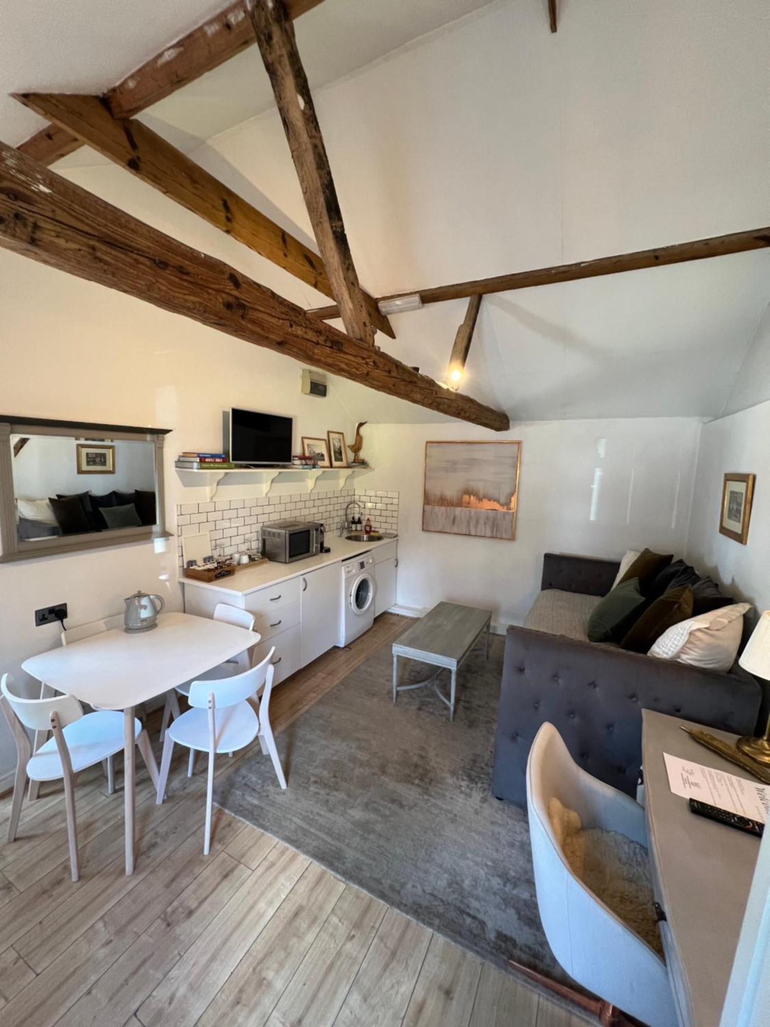 Pear & Olive Cottage Hildersham Екстериор снимка