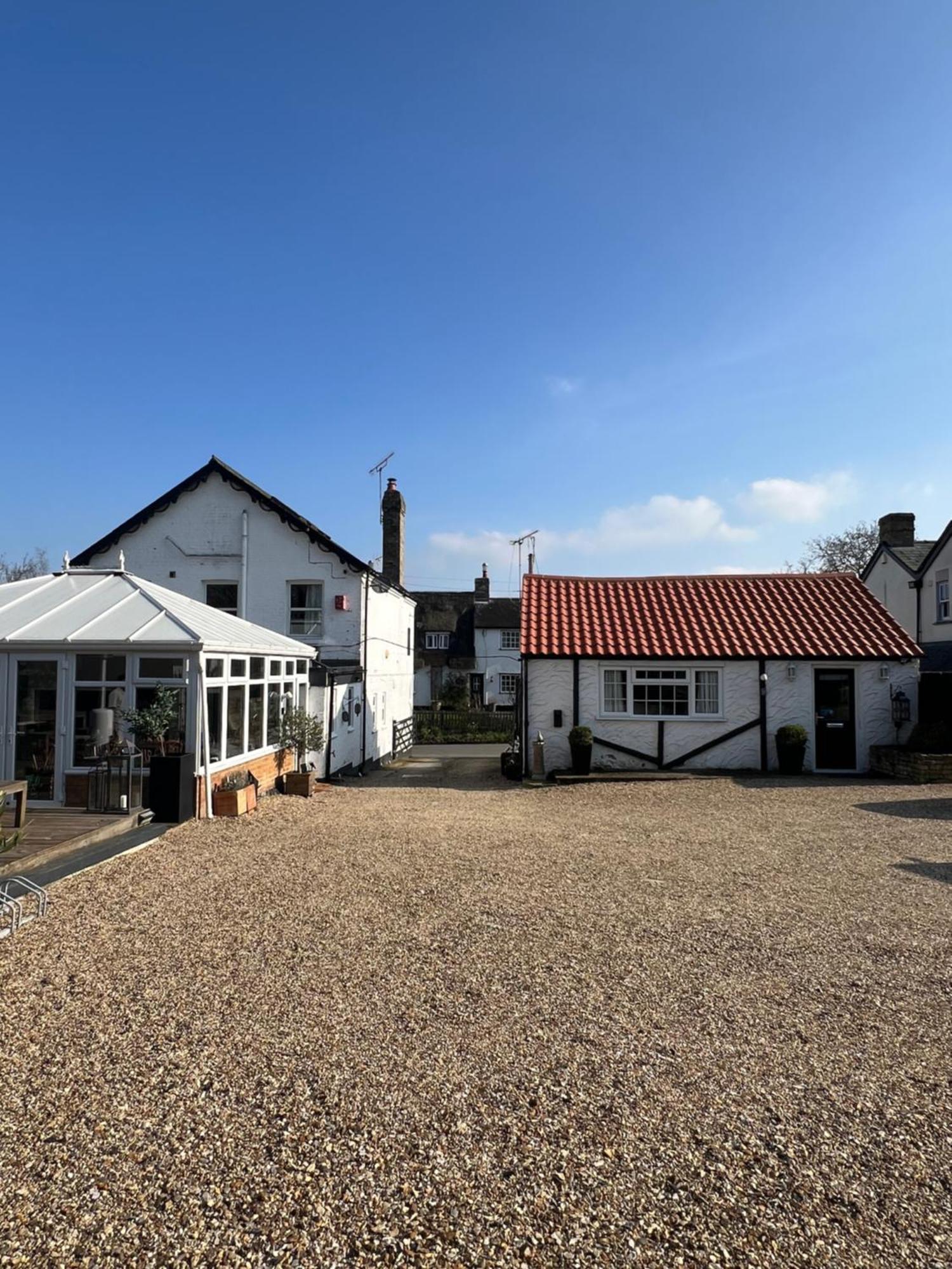 Pear & Olive Cottage Hildersham Екстериор снимка
