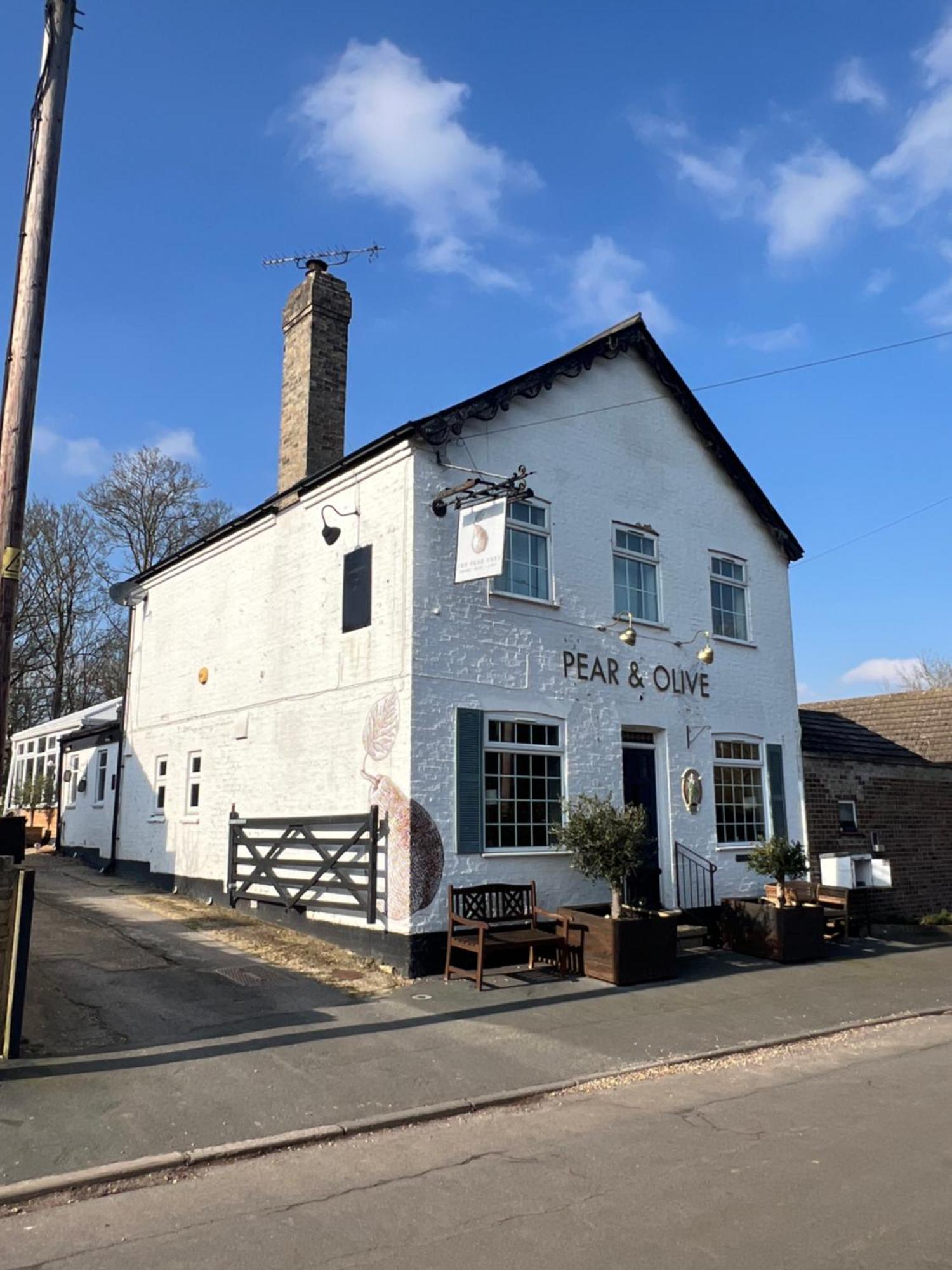 Pear & Olive Cottage Hildersham Екстериор снимка